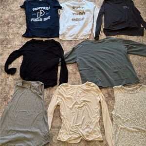 Women’s workout tees and crew necks (M/L)